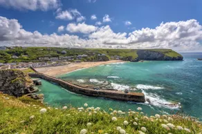 3 bedroom accommodation in Portreath - Image 3