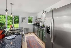 Charming & Renovated Stowe 4 BR Getaway - Image 5