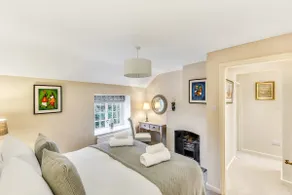 Brand Hill Cottage with Hot Tub - Image 4