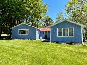 Freshwater Cottage - Across from Lake Michigan and minutes from Bass Lake - Image 3