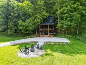 Hocking Hills Lodge | Hot Tub + Game Room - Image 2