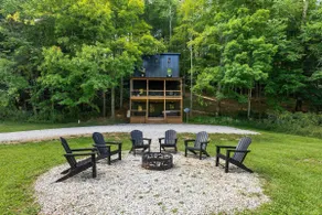 Hocking Hills Lodge | Hot Tub + Game Room - Image 3