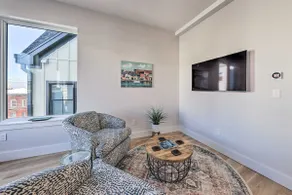 Spacious Portland Home: Walk Downtown! - Image 5