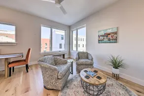 Spacious Portland Home: Walk Downtown! - Image 4