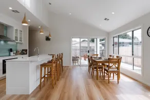 Exquisitely Spacious 3-Bed Home - Image 3