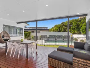 Beach House On Ebony - Casuarina - Image 5