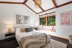 Hinterland family getaway - Image 3