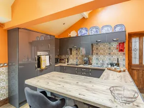 Pepperpot Cottage - Image 2