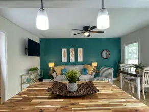 NEW w/ King Bed Near Tennis Center & Berry College - Image 4