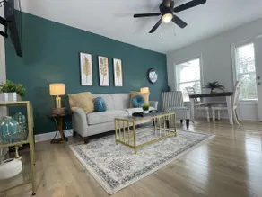 NEW w/ King Bed Near Tennis Center & Berry College - Image 2