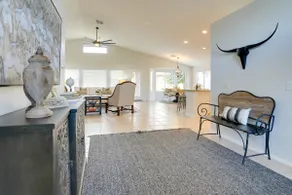 Pool, Fenced Yard: El Mirage 'Sunshine House' - Image 5
