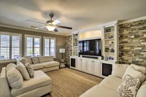 Luxe Home 30 Miles to Houston w/ Pool & Grill - Image 3
