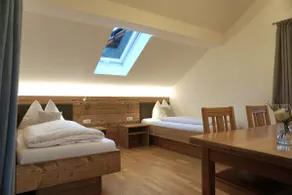 Apartment-Private Bathroom - Image 3
