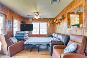 Waterfront Texas Abode w/ Boat Ramp, Pets Welcome - Image 4