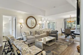 Modern Home Close to Beach + Night Heron Park - Image 4