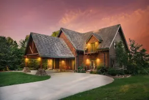 Apple Pie Lodge - Modern Luxury - Image 2