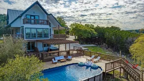Rock 'n Soul Retreat | Sleeps 12 | Pool & Fire Pit - Image 5