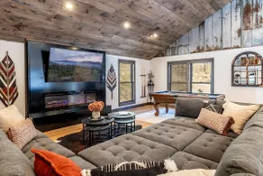 New Rustic Luxe Cabin Billiards Spa Near GSMNP - Image 2