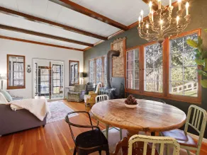 Blackberry Cabin | Log Cabin w/ Hot Tub & Beach - Image 3