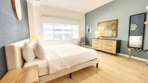 King Bed | Steps from Gaslamp & Padres Stadium - Image 3