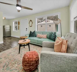 2BR HOUSE Safety Harbor DT-free parking fast WIFI - Image 4