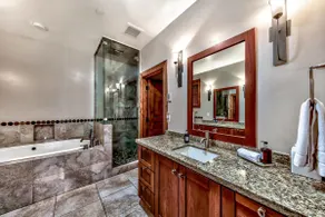 3 Sierra Shores Luxury Lakefront- 3BR/3BA - Image 4