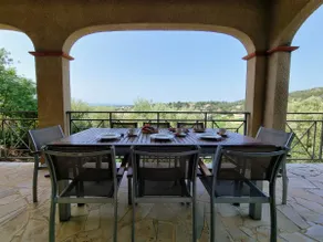 Spacious villa with private pool in Caunes - Image 3