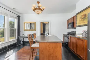 Spacious 1bd, Close to Beach, Shops, Food & Mall - Image 3