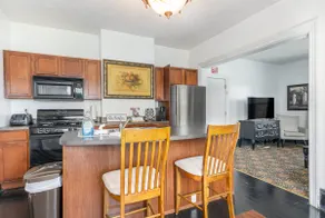 Spacious 1bd, Close to Beach, Shops, Food & Mall - Image 2