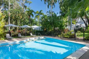 Tropical Resort style Living on Mirage Golf Course - Image 2