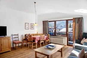Haus Excelsior Top 40 - Image 3