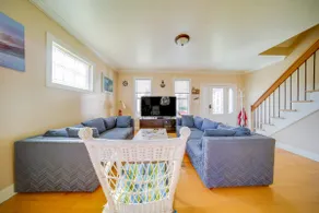 1 Block to Bridge Street: Lake Erie Vacation Home! - Image 2