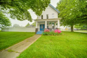 1 Block to Bridge Street: Lake Erie Vacation Home! - Image 3
