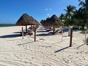 Beach Front Luxury 4 BDRM Heated Pool WiFi - Image 5