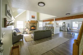 The Elk Chateau | Luxury Cabin w/Theater & Views - Image 5
