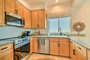 Pool Access: Mountain-View Condo in Fountain Hills - Image 4