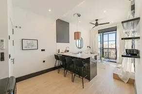 ISG Apartments: Cathedral 2 - Image 4