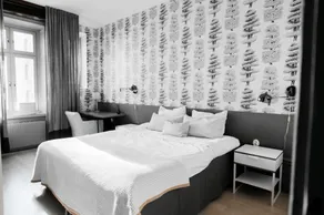 Modern Apartment Central City Of Stockholm - Image 4