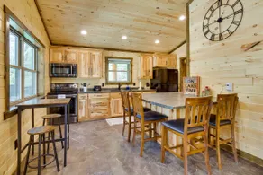 Near Memorial Park: Lake Arbutus Vacation Rental - Image 2