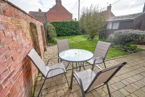 Stunning ground floor apartment near Southwold - Image 5