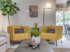 Insta-Worthy w/ Game Room: 1 Mile From OU Campus - Image 2