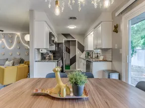 Insta-Worthy w/ Game Room: 1 Mile From OU Campus - Image 3