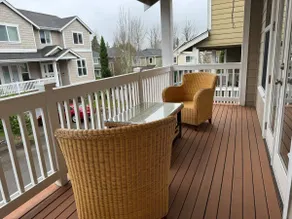 Modern 5 Bedroom House Sleeps 16 - Image 3