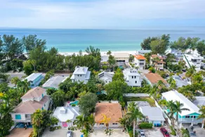200 steps to the Beach | Heated pool + spa - Image 2