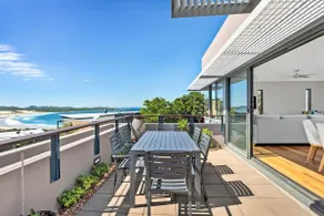 Sea View Retreat Ocean Views, Pool & Spa - Image 3