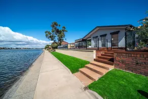 La Brisa - Waterfront Retreat between Lake & Coast - Image 5