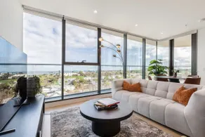 Modern 2 BRM Apt in Williamstown - Image 2