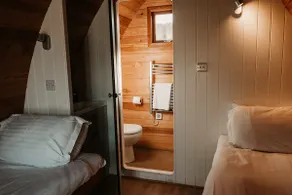 Cabaña-Baño privado con ducha-Vista al campo-Twin Glamping Pod - Image 3