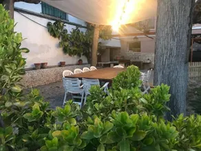 Piscine et barbecue privé, jardin de 1000 m2. Wi-Fi et toutes les commodités. - Image 5