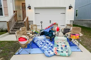 Modern 4BR • Game Room • Sleeps 14 • Pet-Friendly - Image 3